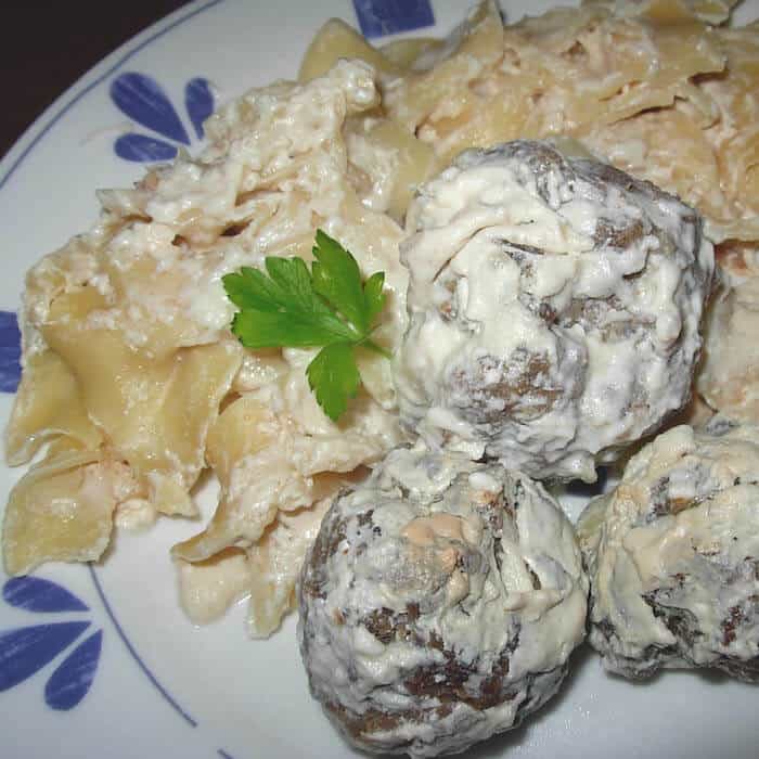 This Swedish Meatballs Recipe is super easy.