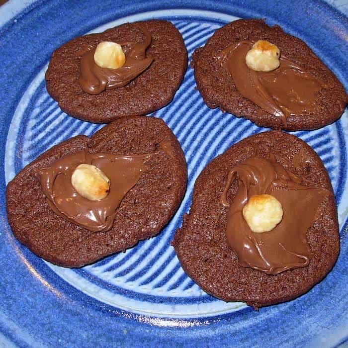 I suggest you keep some dough for Nutella Cookies in your 'fridge so you can just slice and bake as wanted.
