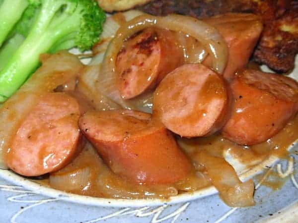 Kielbasa in Onion Gravy