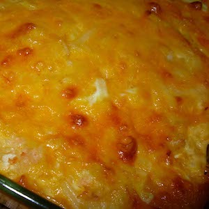 Easy Hash Brown Potatoes Casserole with Cheddar
