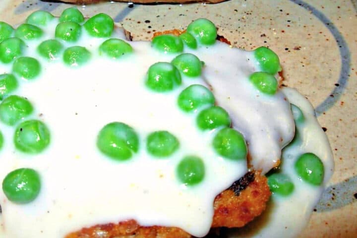 creamed peas in white gravy