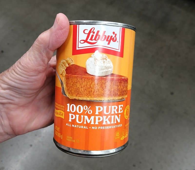 can of Libby's brand 100% pure pumpkin