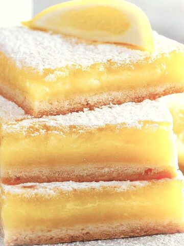 how to make lemon squares with a light powdered sugar topping