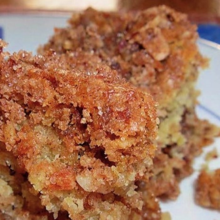 cinnamon crumb coffee cake