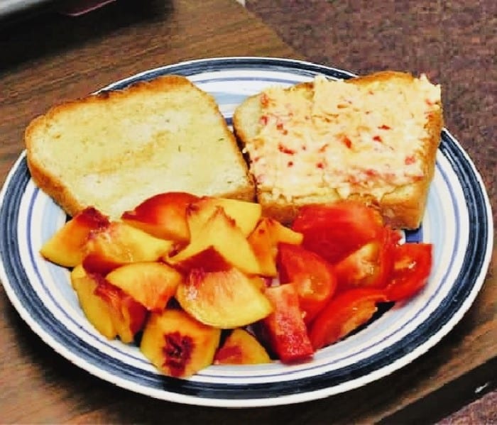 Homemade Pimento Cheese Spread With Kraft Mayo and Cheddar Cheese. 4