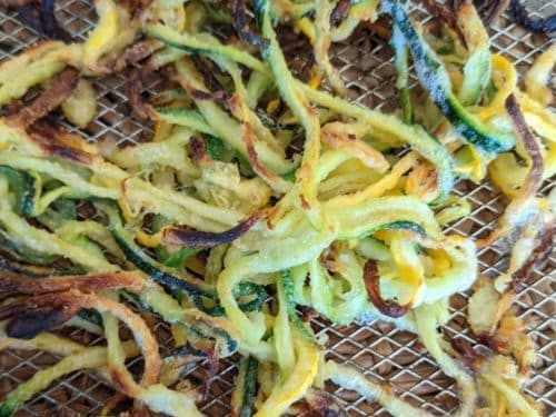 https://recipeideashop.com/wp-content/uploads/2022/06/air-fried-zucchini-noodles-500x375.jpg