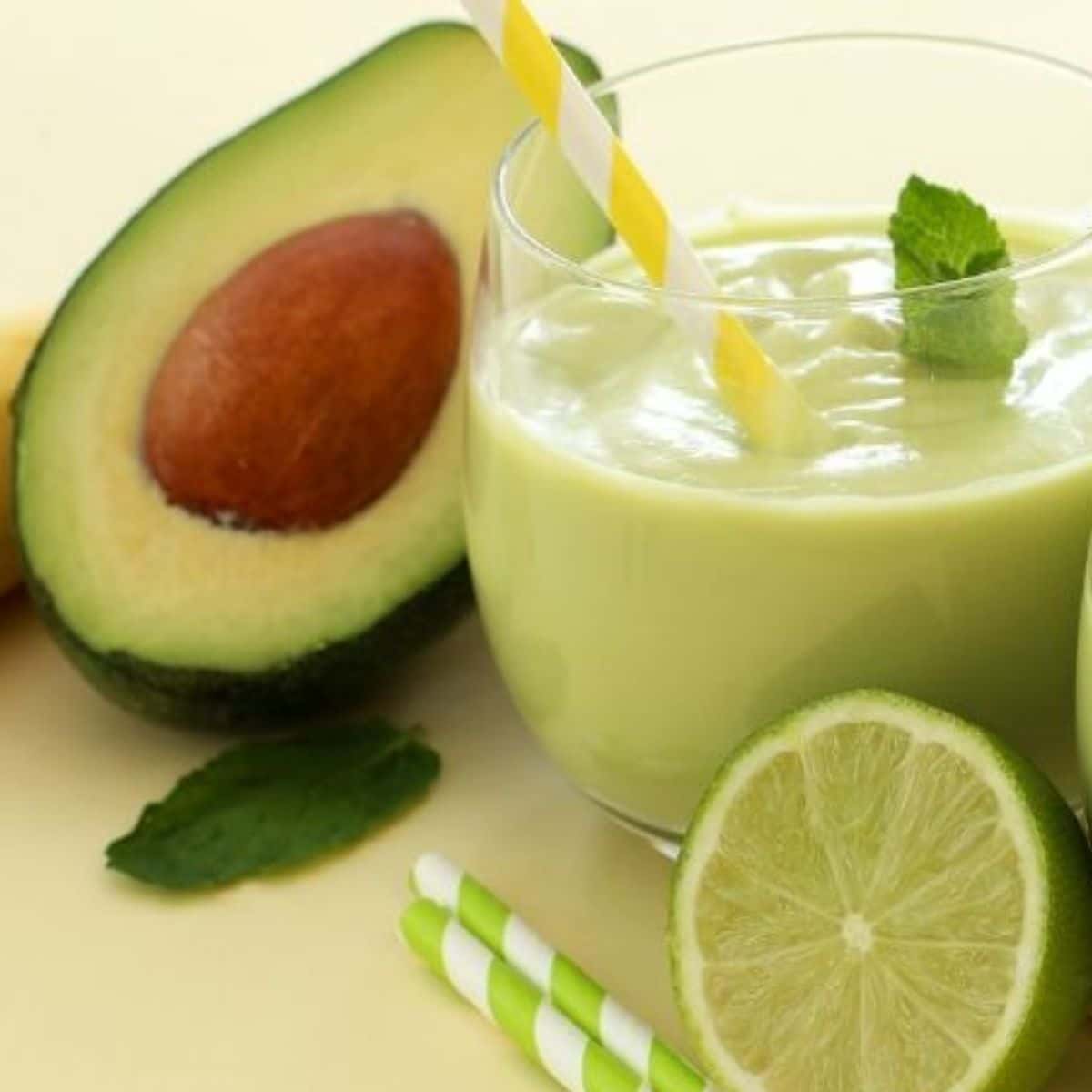 avocado and lime smoothie