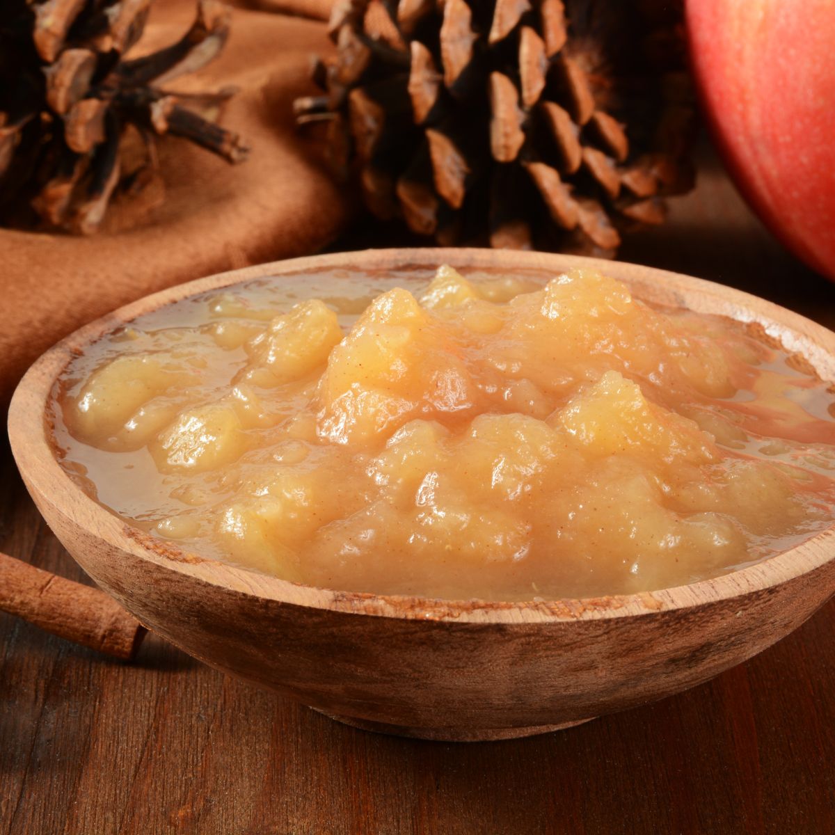 apple sauce in a wooden bowl