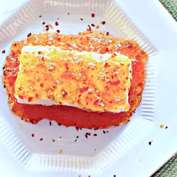 easy hot pepper jelly cream cheese appetizer (4)