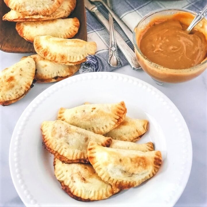 how to make Apple Empanadas 