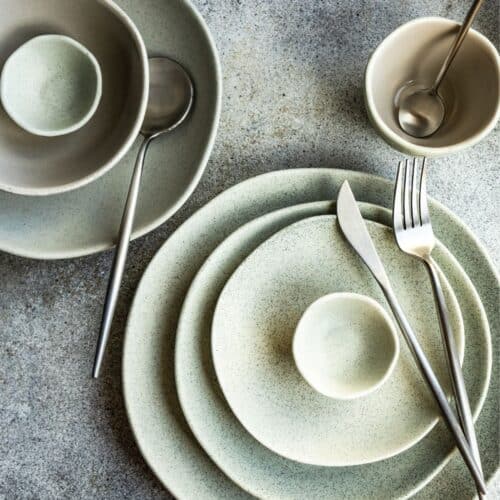 Rustic Dinnerware Ideas For Cozy Meals With The Family - Recipe Idea Shop