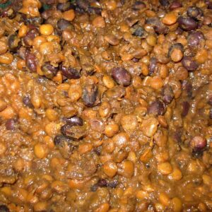 Brown lentils and black beans mush.