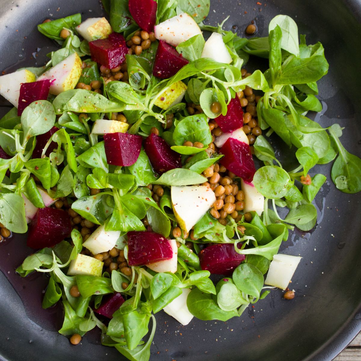 Green salad with beets and pears.