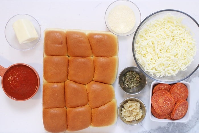 Pepperoni Pizza Sliders Ingredients 1