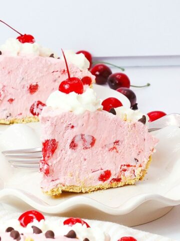 fluffy cherry chip cool whip pie recipe