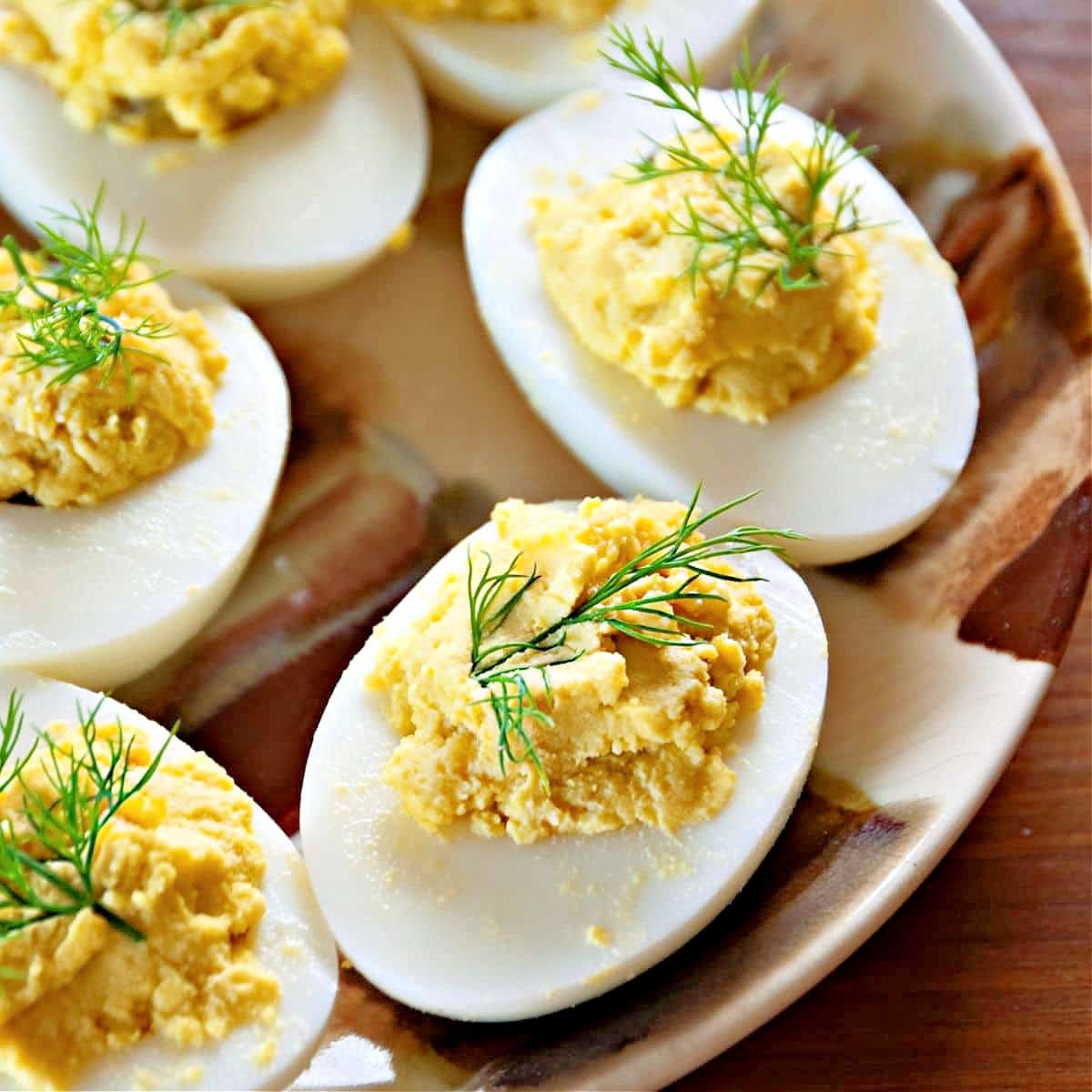 deviled eggs with dill relish