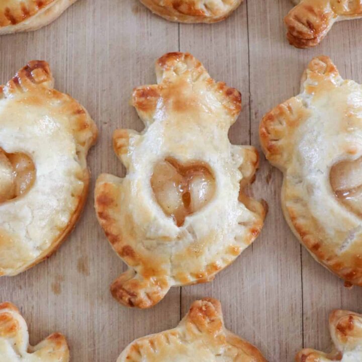 handheld apple pies