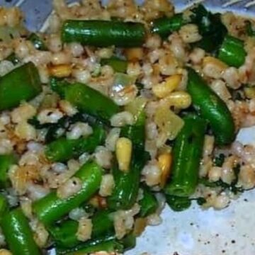 Parmesan Green Beans and Barley Dish