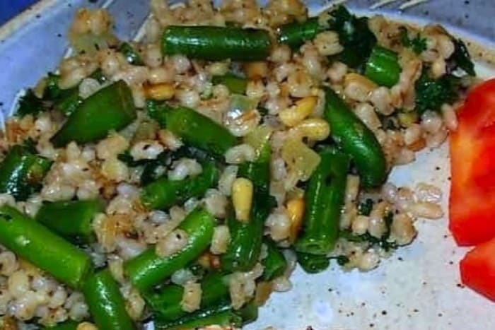 Parmesan Green Beans and Barley Dish