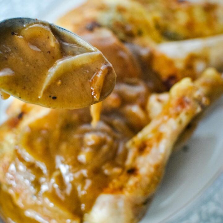 southern onion gravy