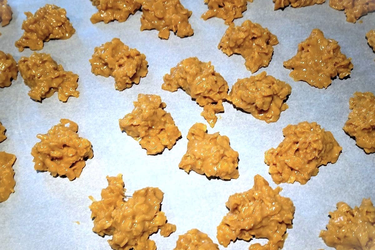 homemade cornflake candy with peanut butter 2