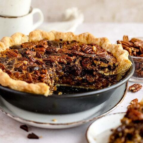 chocolate chunk pecan pie