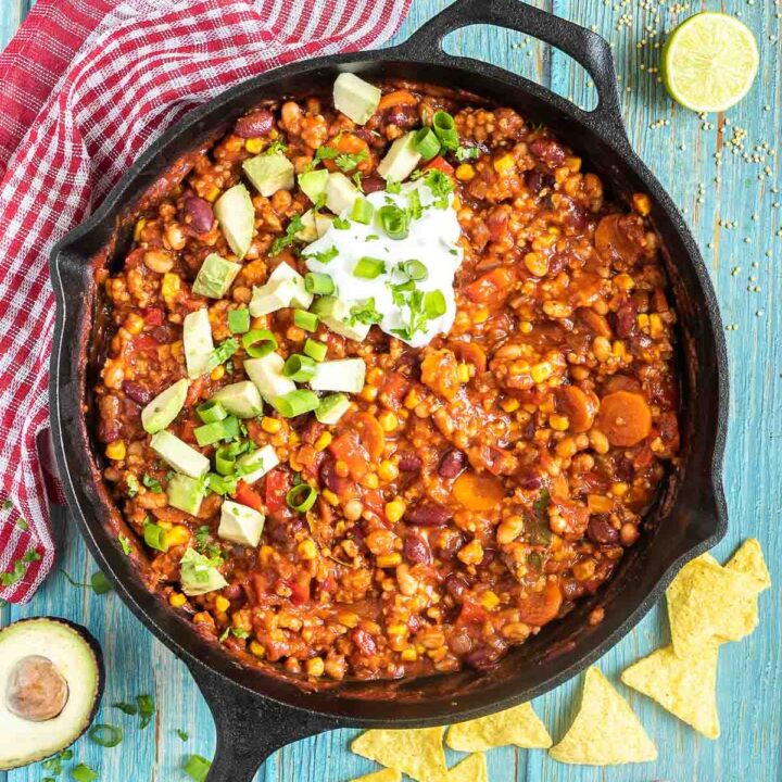 vegan chili in cast iron pan