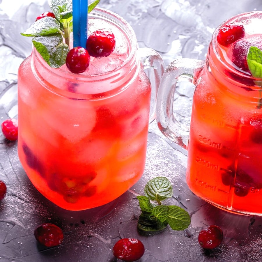 cranberry cocktail in mason jar