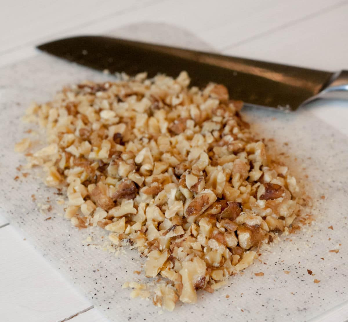 chopping walnuts