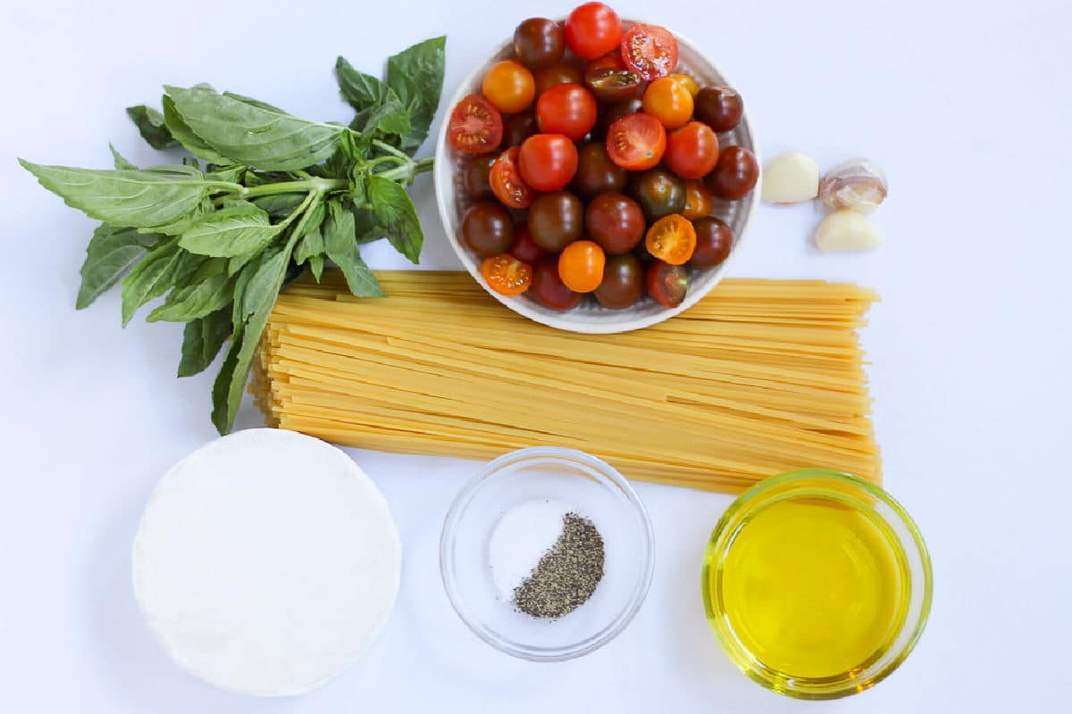 ingredients for easy linguine