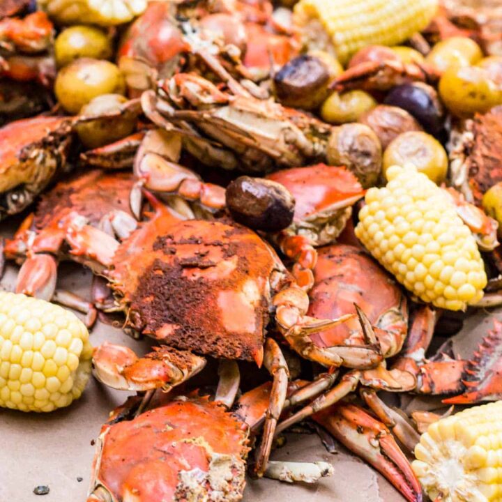 Maryland style crabs with corn