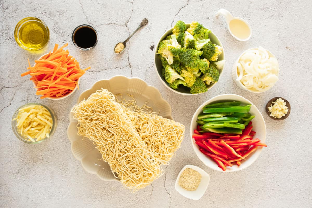ingredients for vegetable mein noodles