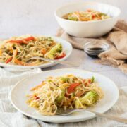 vegetable mein noodles with 3 dishes