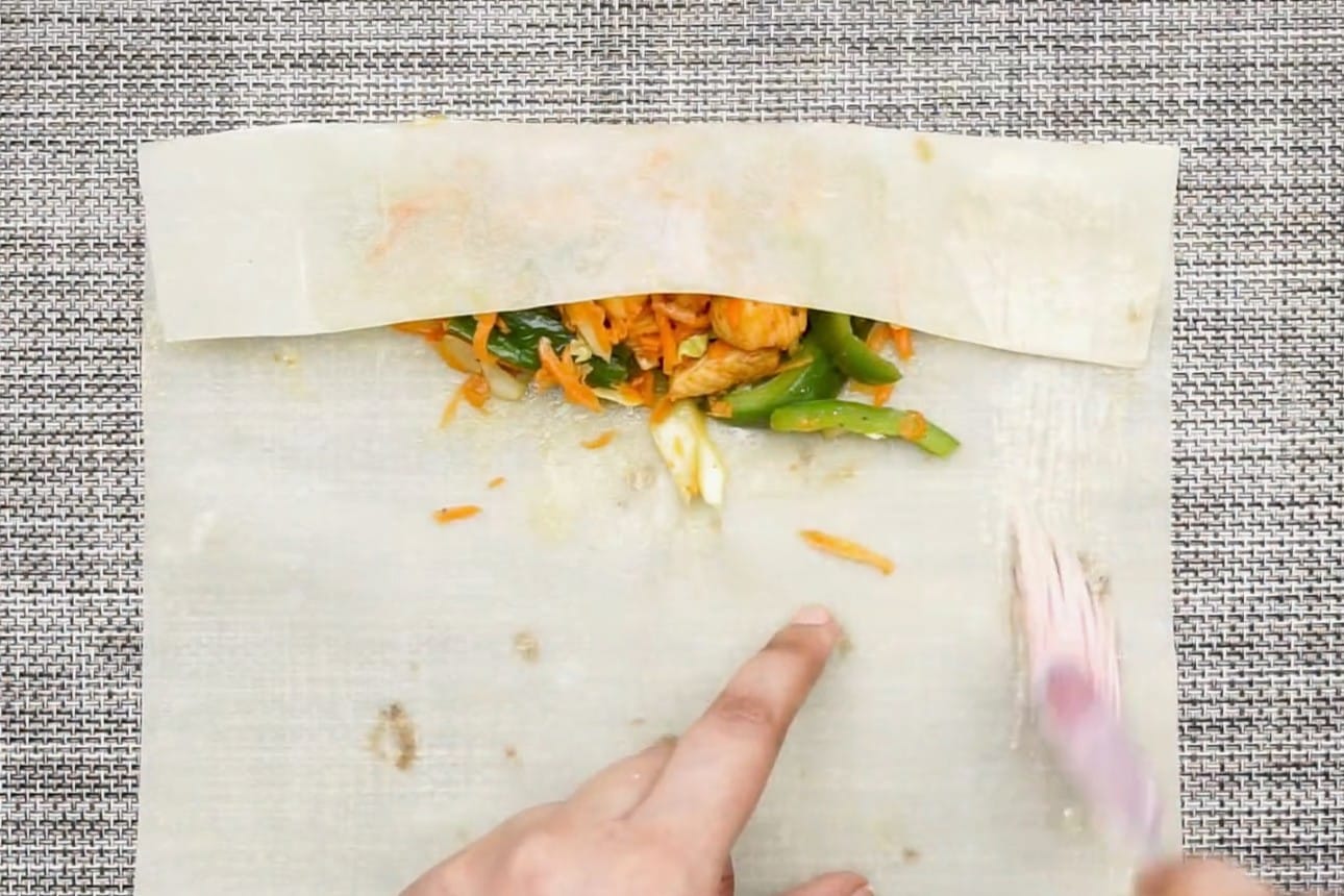 how to wrap Spring Rolls