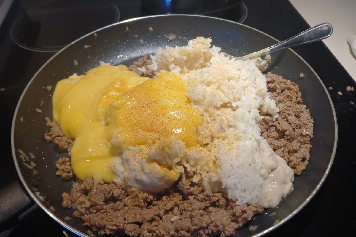 how to make a rice casserole with ground beef and soup